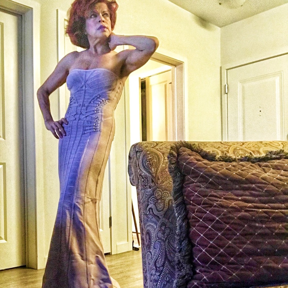 Dress - Picture 2 of 7